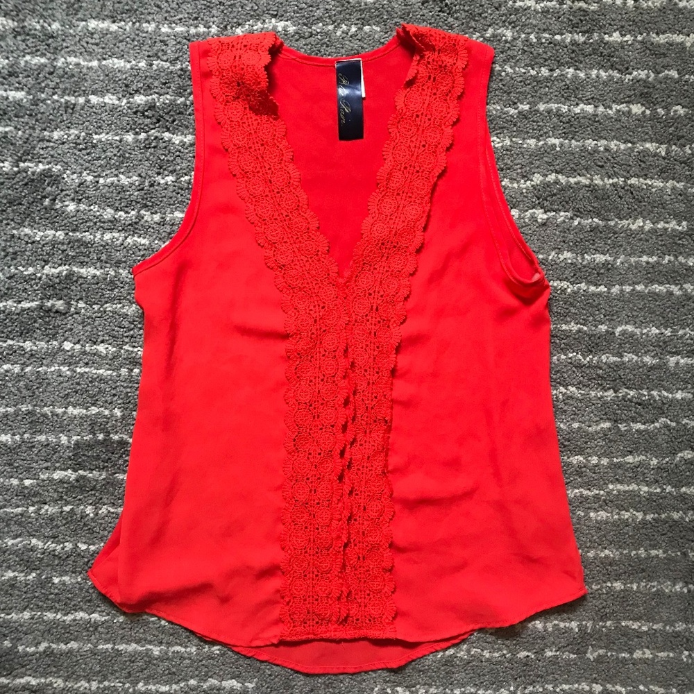 Red/orange lacey crochet sleeveless top
